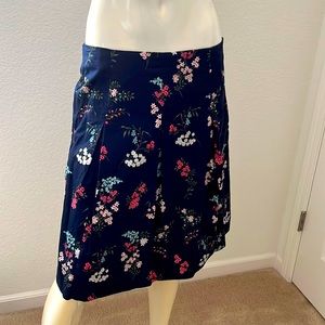 CHARTER CLUB - Floral A-Line Navy Midi Skirt (Size 10P)